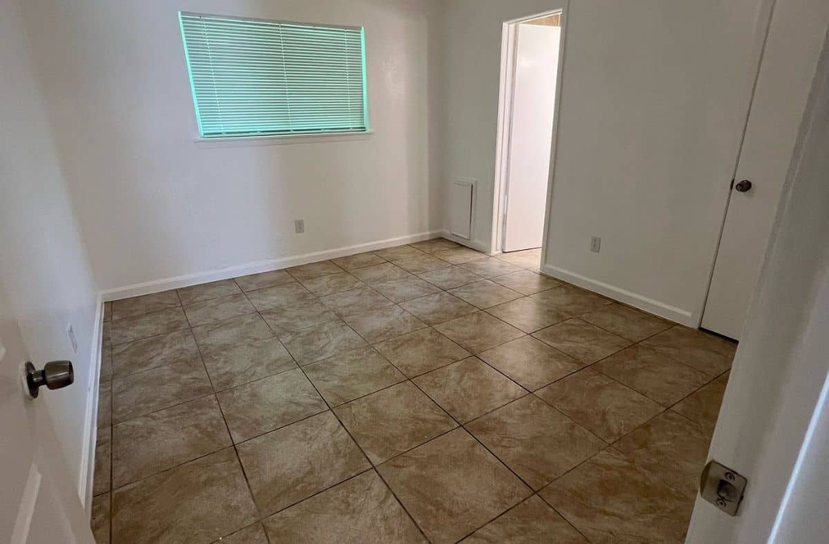 11731 Murr Way, Houston, TX 77048 (2)