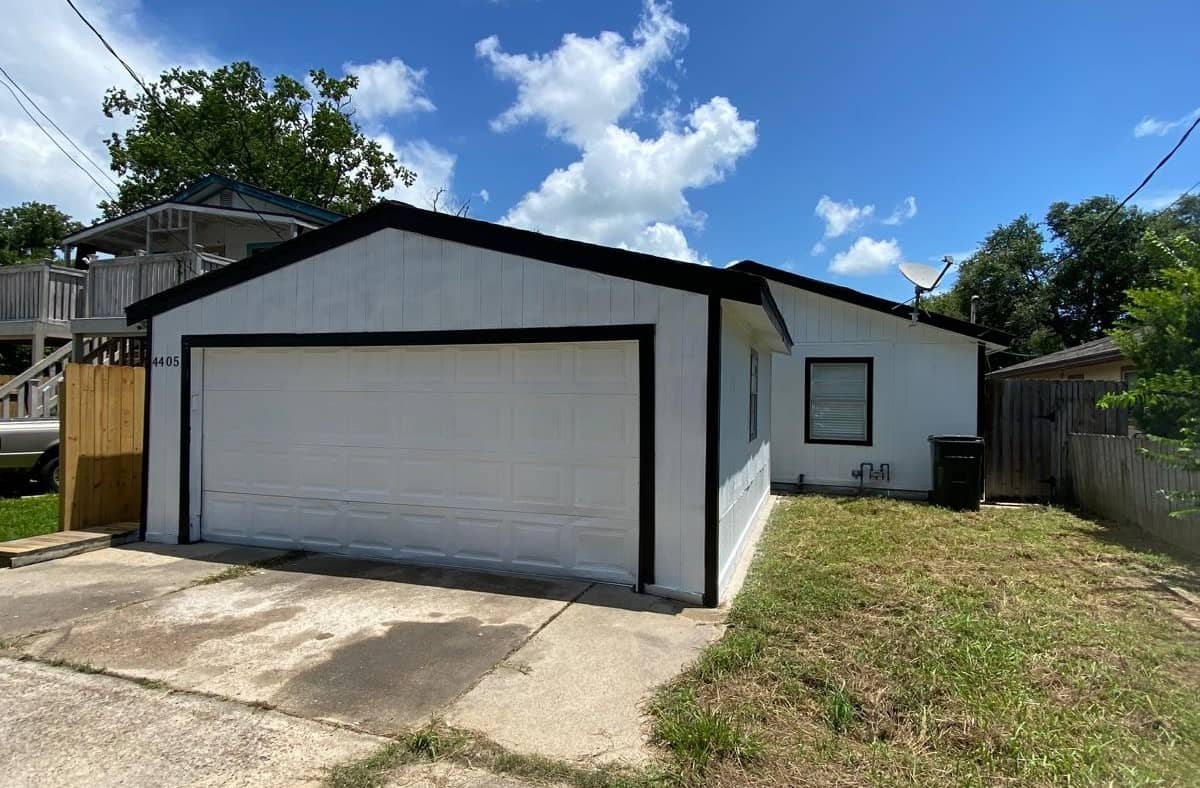 4405 11th St Bacliff, TX 77518