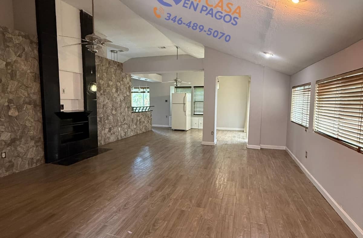 11906 Greenspark Lane Ln, Houston, TX 77044 (4)