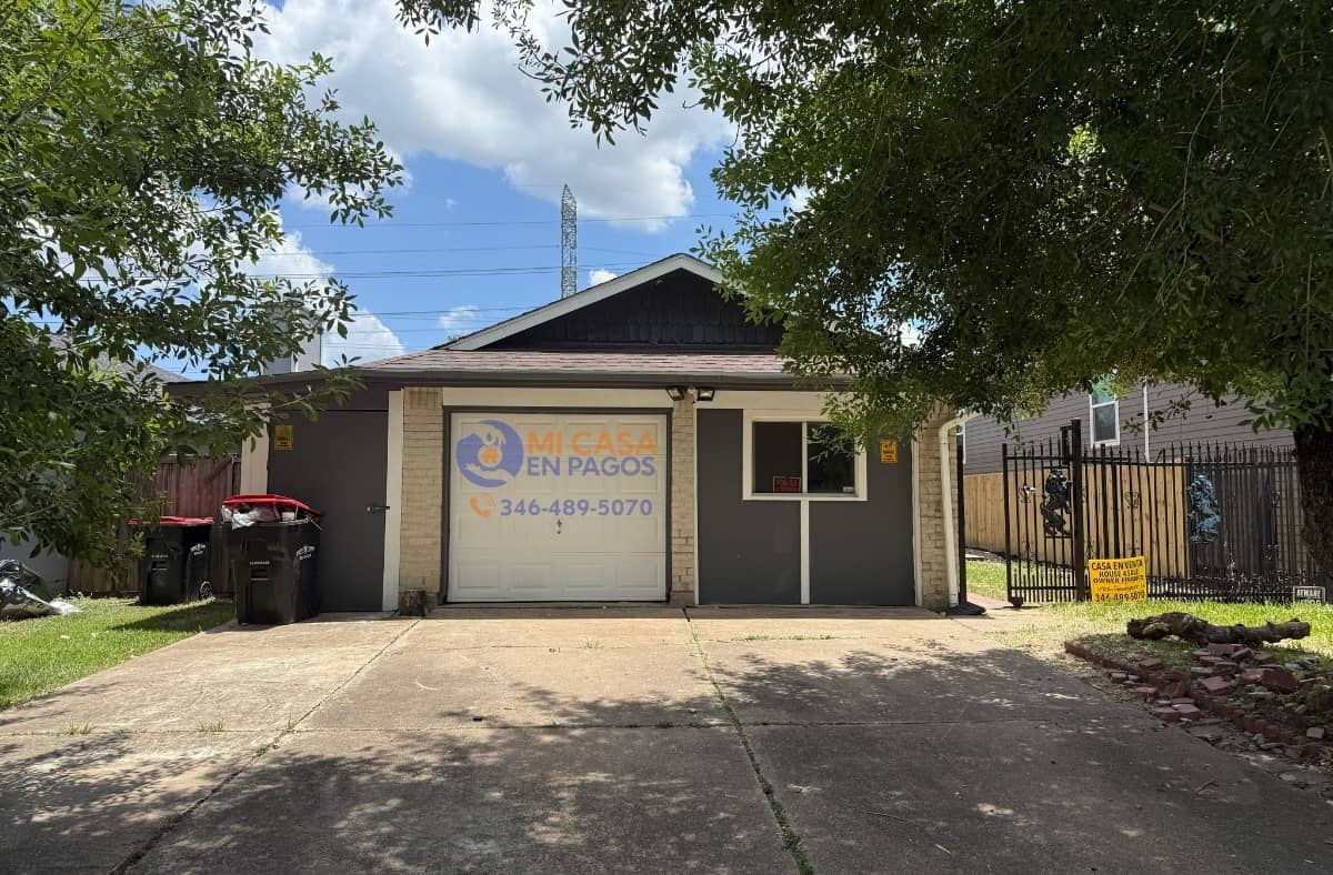 11906 Greenspark Lane Ln, Houston, TX 77044