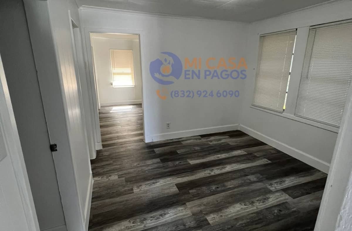 1212 Pine St, Baytown, TX 77520 (3)