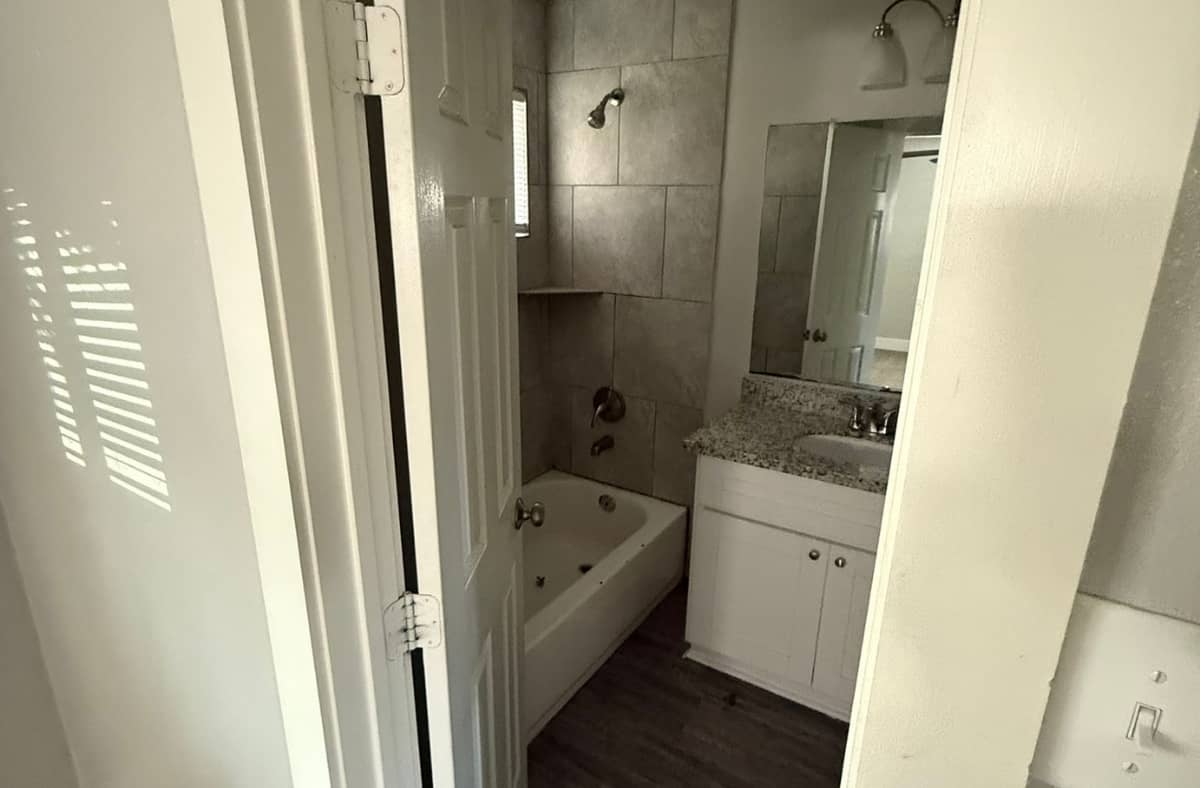 3313 Seattle Ave Nederland TX 77627 (4)