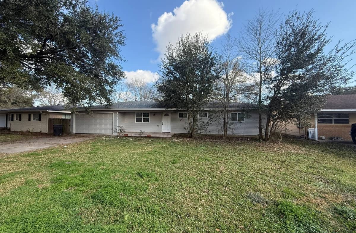 3313 Seattle Ave Nederland TX 77627