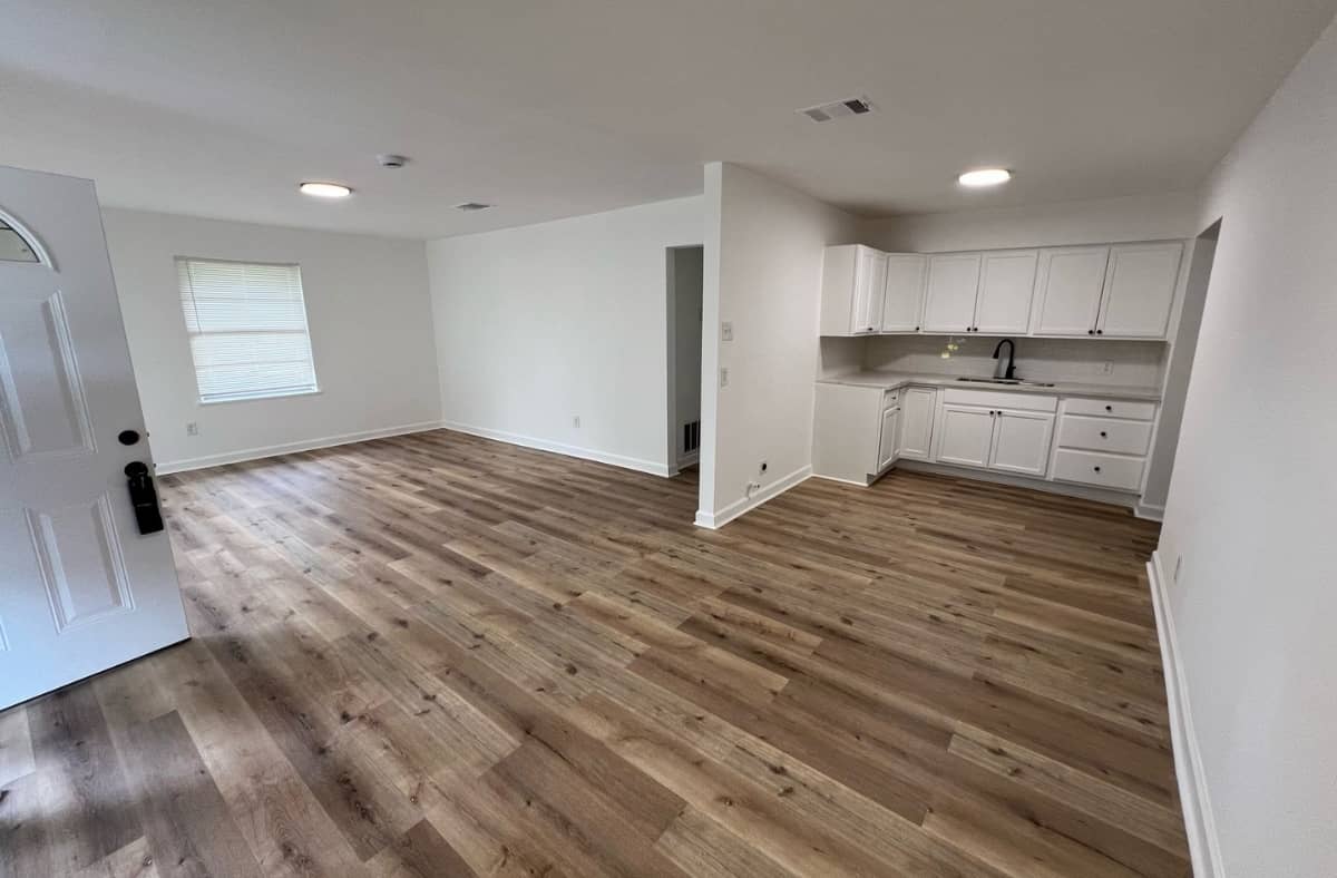 5922 Ridgeway Drive, Houston, TX 77033 (3)