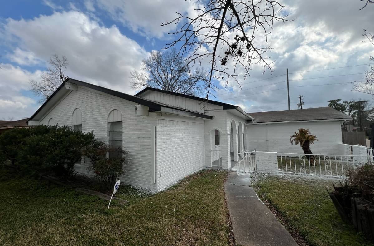 8402 Rinn St, Houston, TX 77078