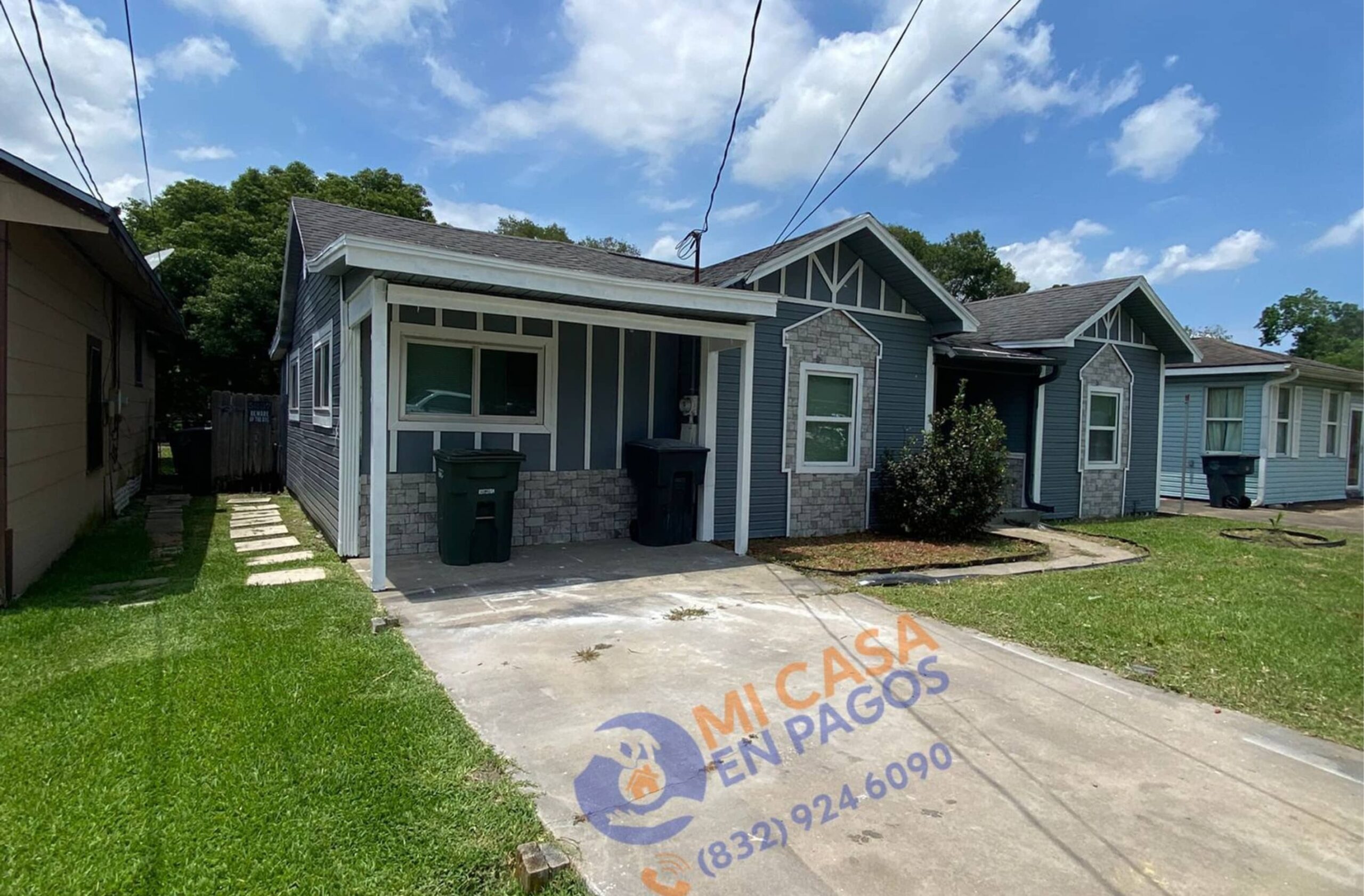 5237 North St, Groves, TX 77619