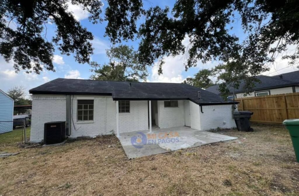 1431 Teanaway Ln Houston, TX 77029 (10)