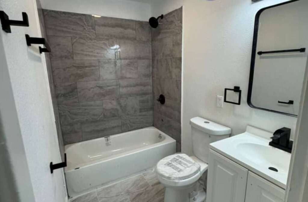 1775 Ogden St, Vidor, TX 77662 (9)