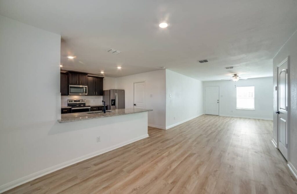 11757 Davalos Ln, San Antonio, TX 78252 (5)