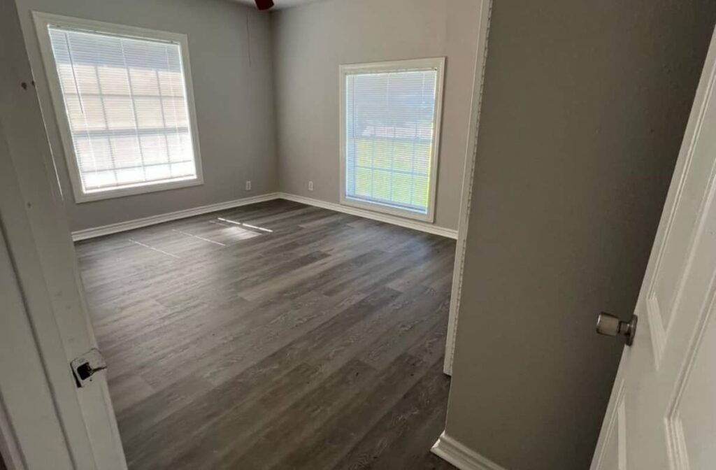 201 Farrer St, Angleton, TX, 77515 (2)